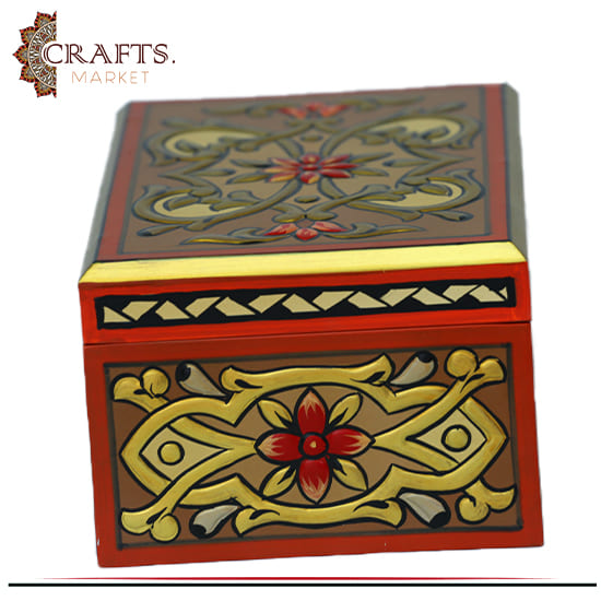 Hand-carved Wooden Mini Box with a Floral Motif Hand-carved Wooden Mini Box with a Floral Motif