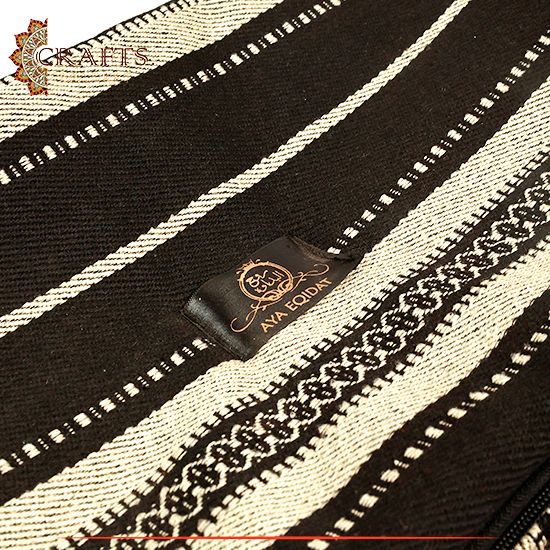 Handmade Duo-Color Fabric Thermal Bag in Heritage Design Handmade Duo-Color Fabric Thermal Bag in Heritage Design