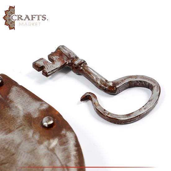 Handmade Iron Table Decor in a Lock & Key g Handmade Iron Table Decor in a Lock & Key g