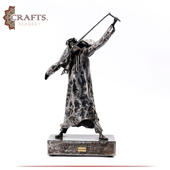 Handmade Metal Figure Table Décor in a Revolutionary Man design Handmade Metal Figure Table Décor in a Revolutionary Man design