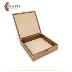 A wooden box with Andalusian Decoration