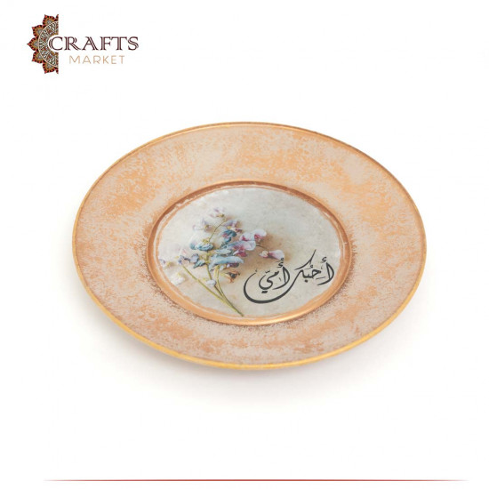A serving plate with the phrase “I love you mom” A serving plate with the phrase “I love you mom”