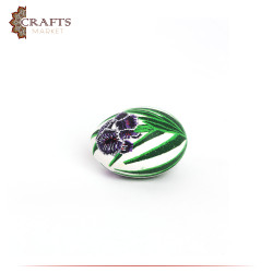 Table décor from a Chicken egg with The Black iris design