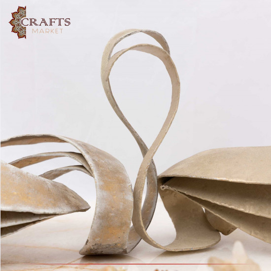 Handmade Due-Color Metal and Marble Home Decor with an endless love design
