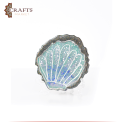 Handmade Multi-Color Resin Desk Décor in a Seashell design