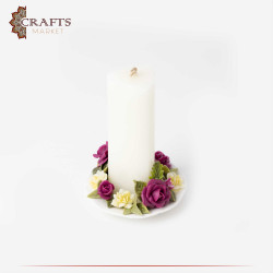 Luxury Triangular Candle with Plate in a Roses Design