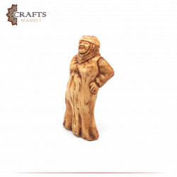traditional lady statue