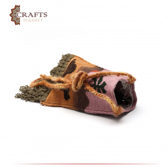 Handmade Multicolor Wool Crossbody bag with a Camel and Sunset Design