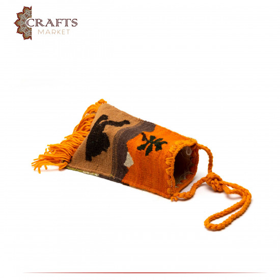 Handmade Multicolor Wool Crossbody bag with a Camel and Desert Design