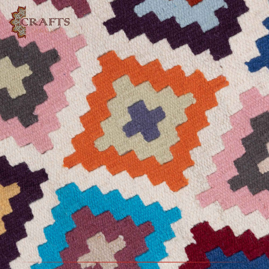 Handmade Multi-Color Natural Wool Round Rug Handmade Multi-Color Natural Wool Round Rug